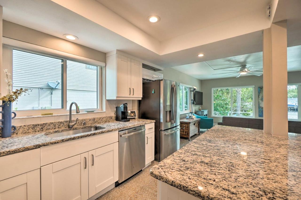 טרפון ספרינגס Pet-Friendly Waterfront Home - 2 Mi To Beach! מראה חיצוני תמונה